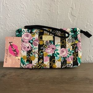 Betsey Johnson Bee wallet/clutch/wristlet